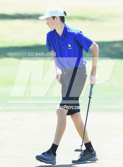 Thumbnail 2 in Metro Invitational Golf Tournament photogallery.