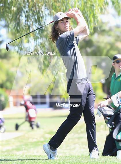 Thumbnail 2 in Metro Invitational Golf Tournament photogallery.