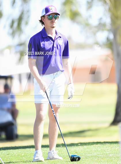 Thumbnail 2 in Metro Invitational Golf Tournament photogallery.