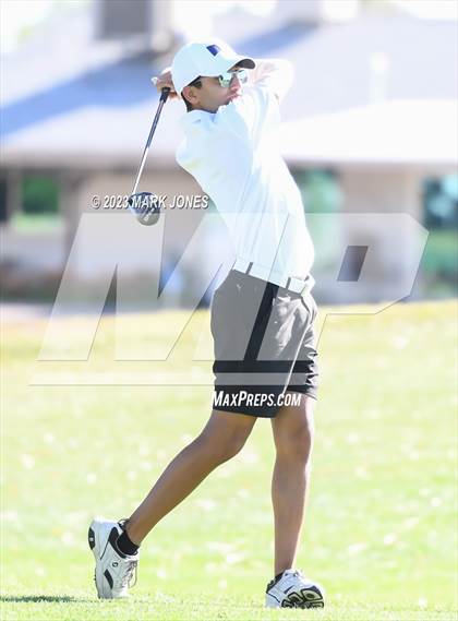 Thumbnail 2 in Metro Invitational Golf Tournament photogallery.
