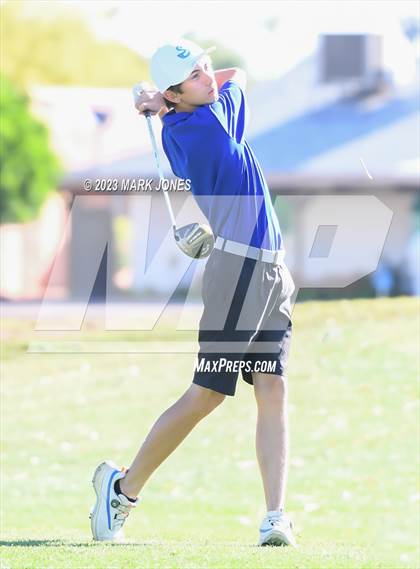 Thumbnail 2 in Metro Invitational Golf Tournament photogallery.