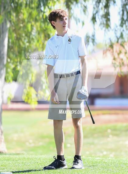 Thumbnail 3 in Metro Invitational Golf Tournament photogallery.