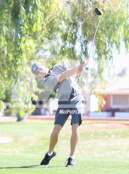 Thumbnail 2 in Metro Invitational Golf Tournament photogallery.