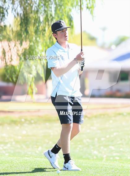 Thumbnail 3 in Metro Invitational Golf Tournament photogallery.
