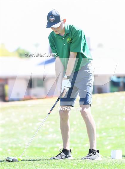 Thumbnail 3 in Metro Invitational Golf Tournament photogallery.