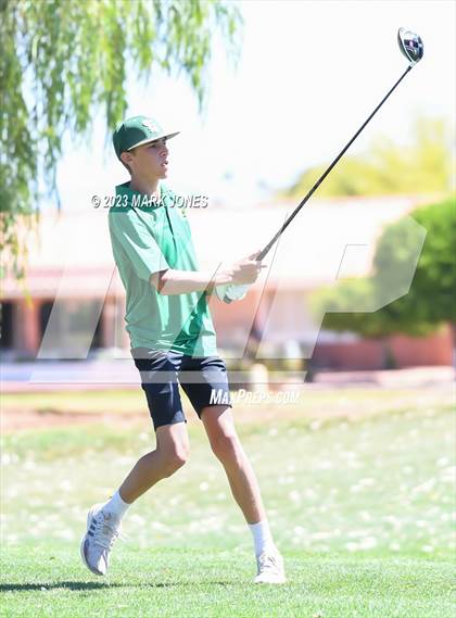 Thumbnail 2 in Metro Invitational Golf Tournament photogallery.
