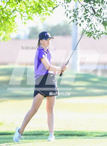 Thumbnail 2 in Metro Invitational Golf Tournament photogallery.