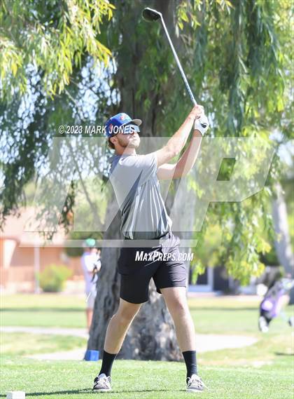 Thumbnail 3 in Metro Invitational Golf Tournament photogallery.