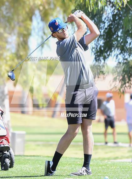 Thumbnail 3 in Metro Invitational Golf Tournament photogallery.