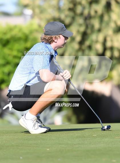 Thumbnail 3 in Metro Invitational Golf Tournament photogallery.
