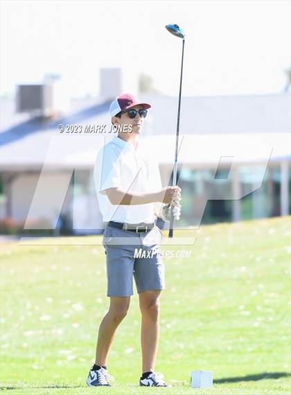 Thumbnail 3 in Metro Invitational Golf Tournament photogallery.