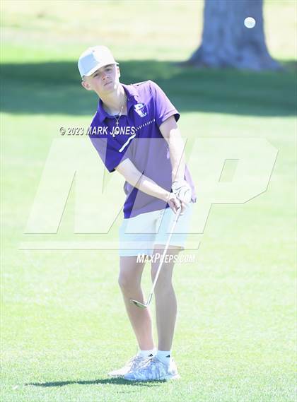 Thumbnail 2 in Metro Invitational Golf Tournament photogallery.