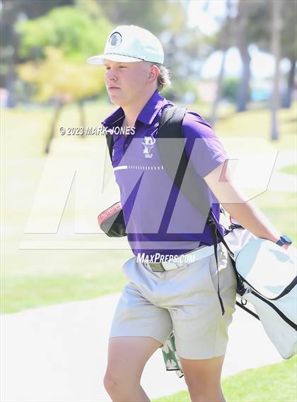 Thumbnail 3 in Metro Invitational Golf Tournament photogallery.