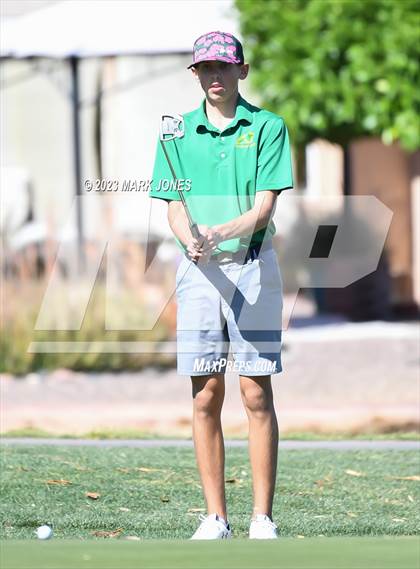 Thumbnail 3 in Metro Invitational Golf Tournament photogallery.