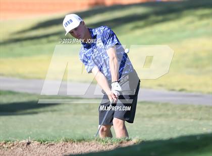Thumbnail 2 in Metro Invitational Golf Tournament photogallery.