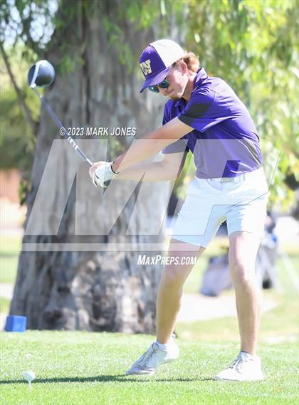 Thumbnail 2 in Metro Invitational Golf Tournament photogallery.