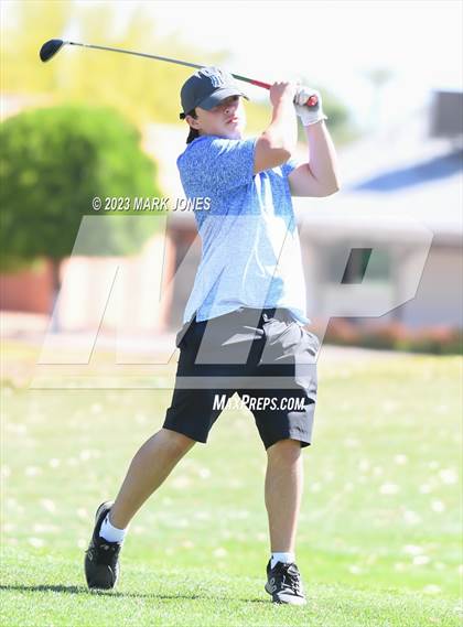 Thumbnail 3 in Metro Invitational Golf Tournament photogallery.