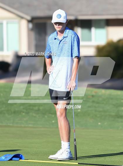 Thumbnail 2 in Metro Invitational Golf Tournament photogallery.
