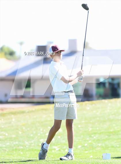 Thumbnail 2 in Metro Invitational Golf Tournament photogallery.