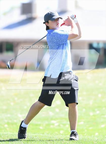 Thumbnail 3 in Metro Invitational Golf Tournament photogallery.