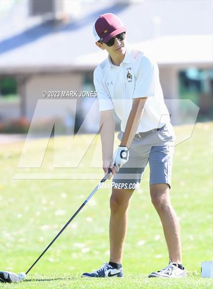 Thumbnail 2 in Metro Invitational Golf Tournament photogallery.