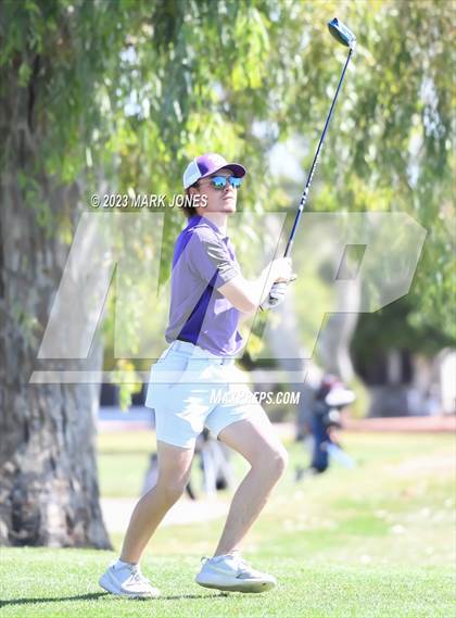 Thumbnail 2 in Metro Invitational Golf Tournament photogallery.