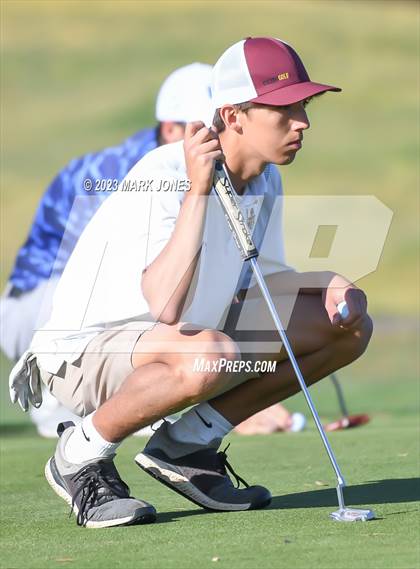 Thumbnail 3 in Metro Invitational Golf Tournament photogallery.