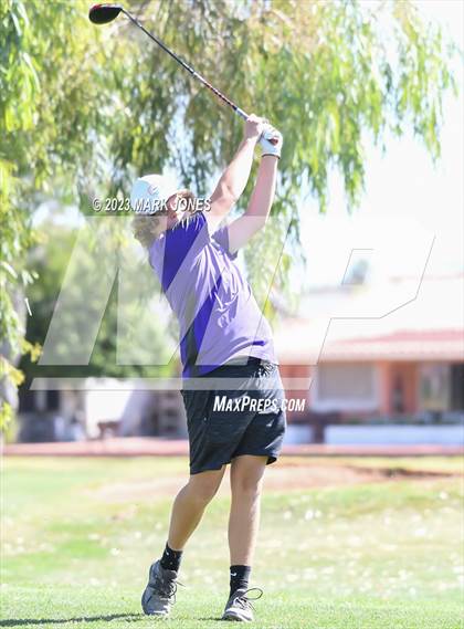 Thumbnail 2 in Metro Invitational Golf Tournament photogallery.