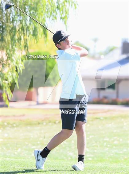 Thumbnail 3 in Metro Invitational Golf Tournament photogallery.