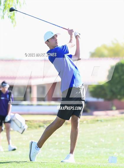 Thumbnail 3 in Metro Invitational Golf Tournament photogallery.