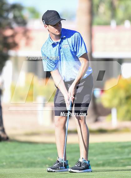 Thumbnail 2 in Metro Invitational Golf Tournament photogallery.