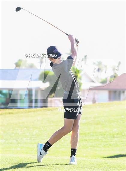 Thumbnail 2 in Metro Invitational Golf Tournament photogallery.