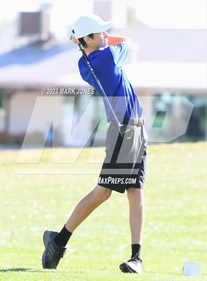 Thumbnail 3 in Metro Invitational Golf Tournament photogallery.