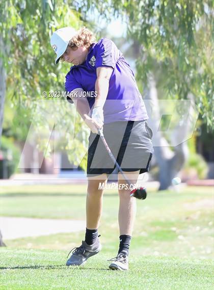 Thumbnail 3 in Metro Invitational Golf Tournament photogallery.