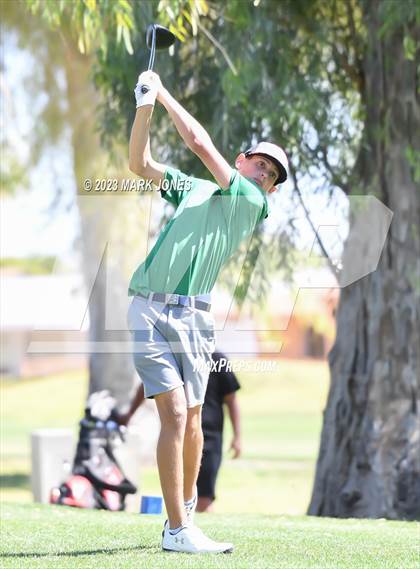 Thumbnail 2 in Metro Invitational Golf Tournament photogallery.