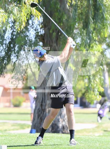 Thumbnail 2 in Metro Invitational Golf Tournament photogallery.