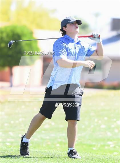 Thumbnail 2 in Metro Invitational Golf Tournament photogallery.