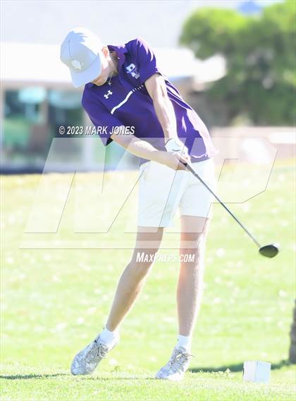 Thumbnail 2 in Metro Invitational Golf Tournament photogallery.
