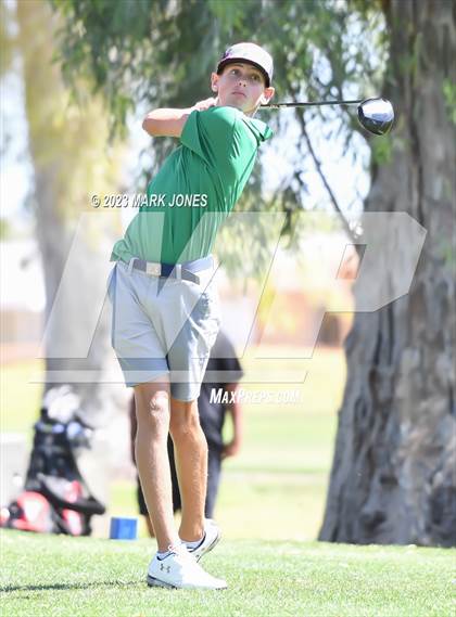 Thumbnail 3 in Metro Invitational Golf Tournament photogallery.