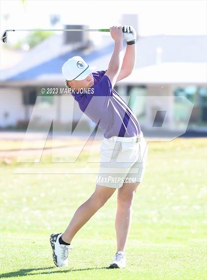 Thumbnail 3 in Metro Invitational Golf Tournament photogallery.