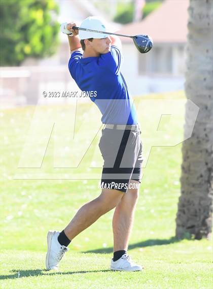 Thumbnail 3 in Metro Invitational Golf Tournament photogallery.