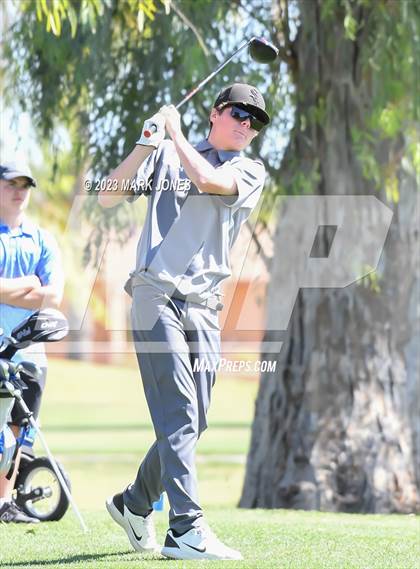 Thumbnail 2 in Metro Invitational Golf Tournament photogallery.