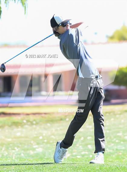 Thumbnail 2 in Metro Invitational Golf Tournament photogallery.