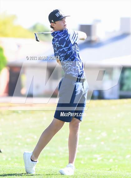 Thumbnail 2 in Metro Invitational Golf Tournament photogallery.