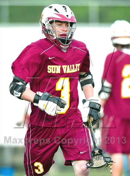 Thumbnail 3 in Marvin Ridge vs Sun Valley photogallery.