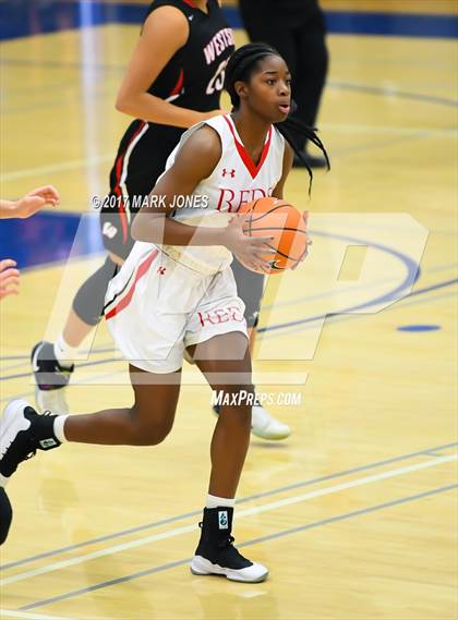 Thumbnail 3 in Roland Park Country vs. Omaha Westside (Nike Tournament of Champions) photogallery.
