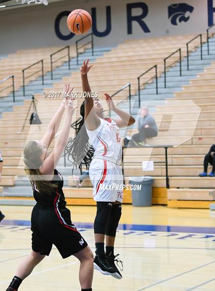 Thumbnail 3 in Roland Park Country vs. Omaha Westside (Nike Tournament of Champions) photogallery.