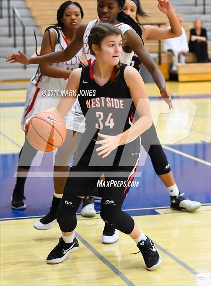 Thumbnail 1 in Roland Park Country vs. Omaha Westside (Nike Tournament of Champions) photogallery.