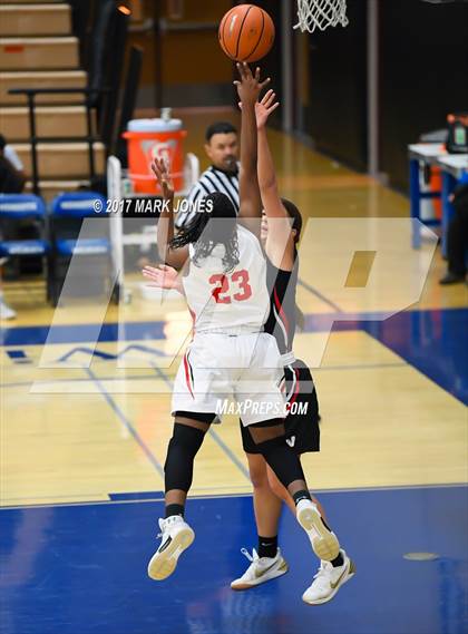 Thumbnail 2 in Roland Park Country vs. Omaha Westside (Nike Tournament of Champions) photogallery.