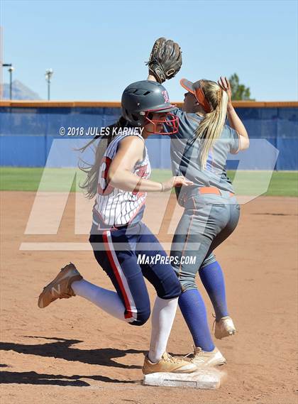 Thumbnail 3 in Liberty vs Bishop Gorman photogallery.